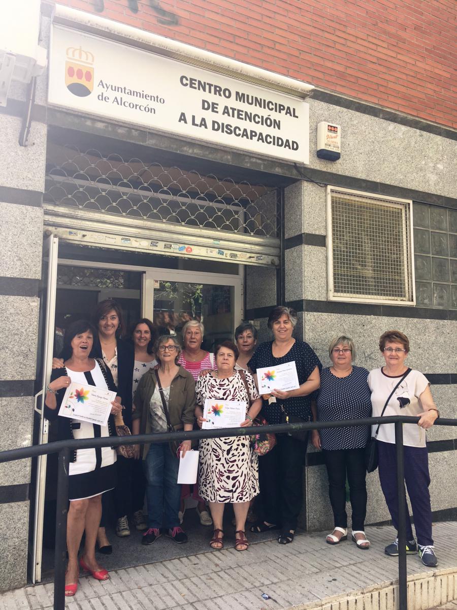 @Susanamozo agradece su compromiso a las madres participantes en la Escuela de Familias con Necesidades Especiales