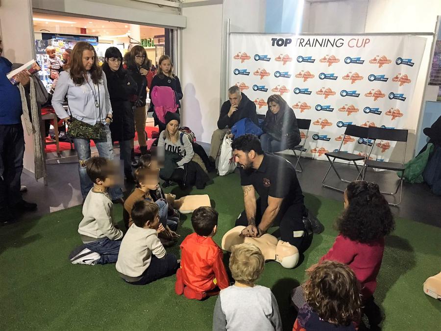 Los niños de #Alcorcón aprenden a prevenir incendios en los actos programados durante la #SemanadelaPrevención