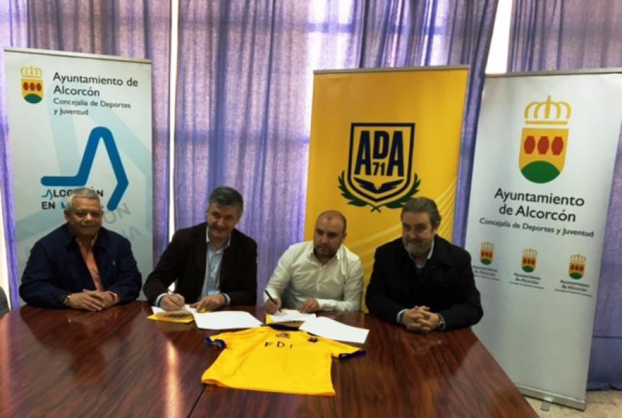@luisescuder1: “Este convenio fomentará aún más en #Alcorcón la participación de las personas con discapacidad y la mujer en el mundo del deporte”