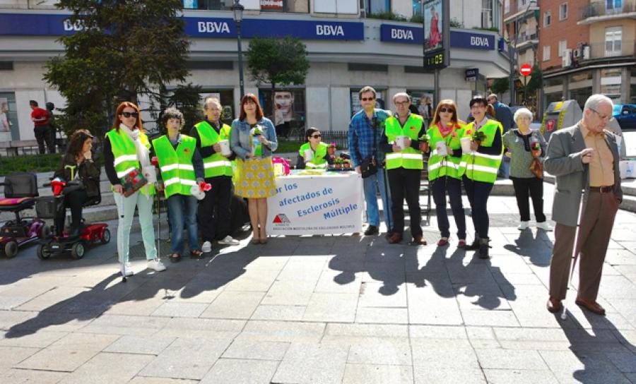 @Susanamozo aborda nuevos proyectos a desarrollar en #Alcorcón junto a las asociaciones de esclerosis múltiple