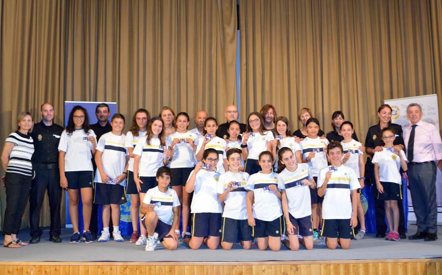 Un total de 82 alumnos del Colegio @CVillalkor han recibido hoy su carné de Ciberexpert@