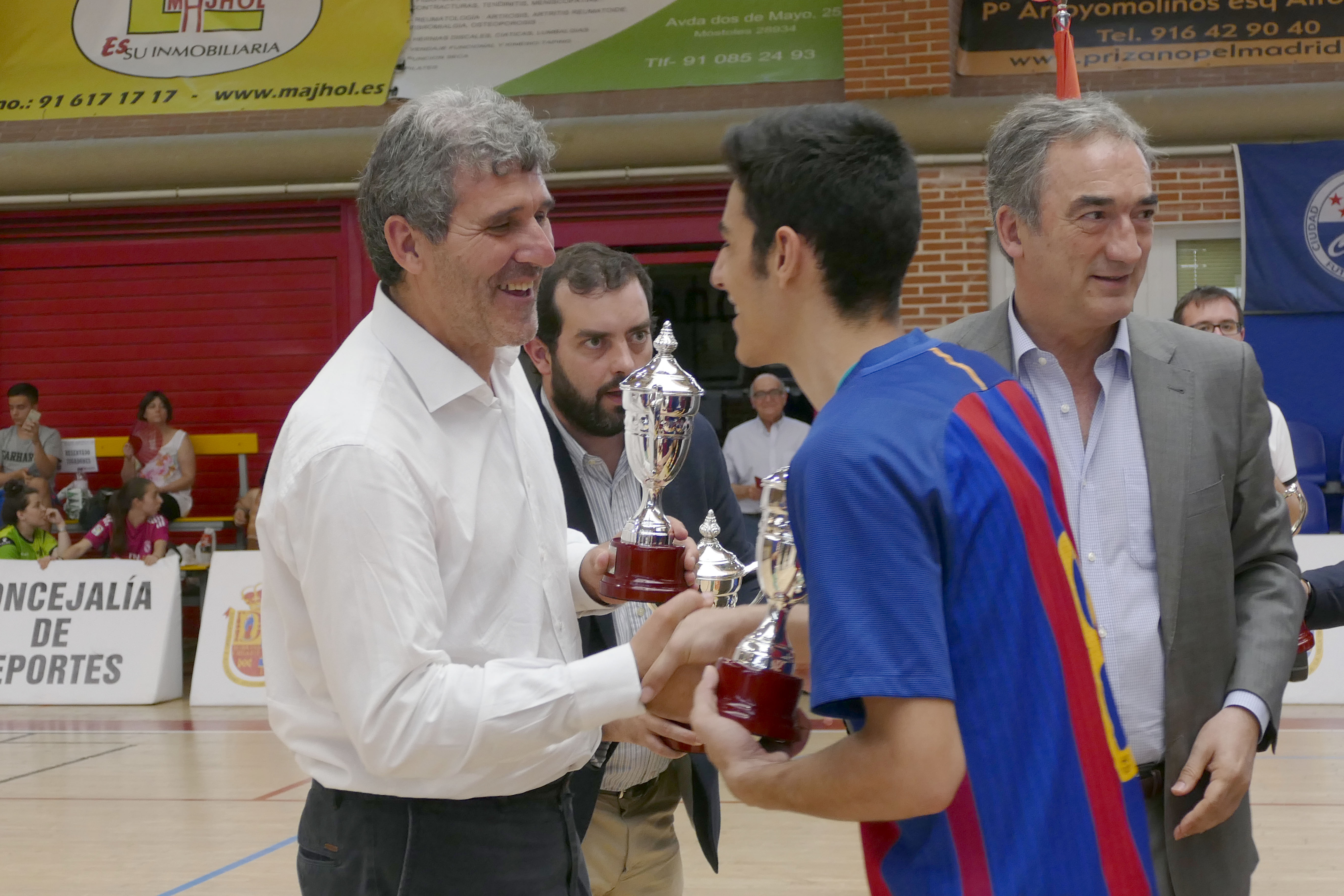 https://sur-madrid.com/online/?p=8559