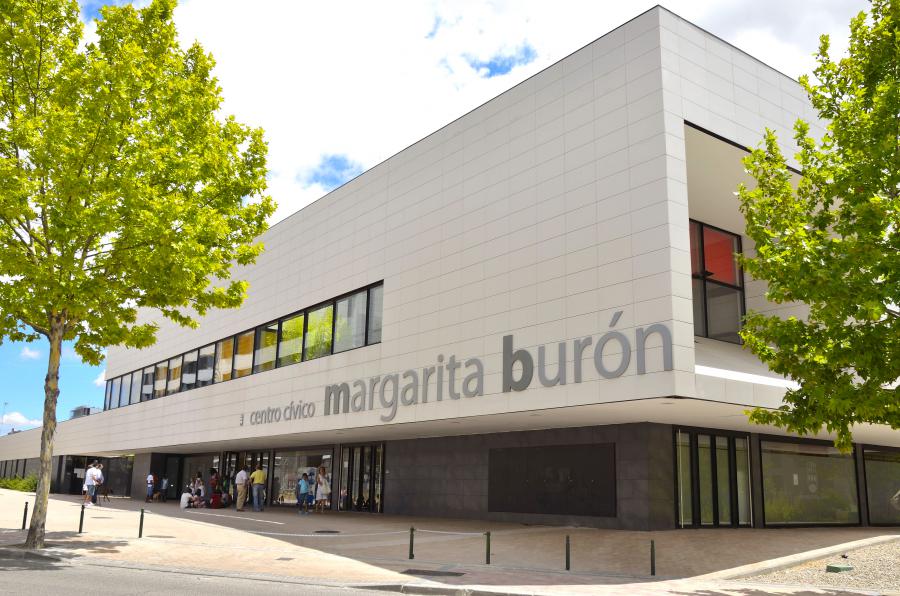 El centro cultural Margarita Burón ofrecerá el próximo curso un taller para aprender el lenguaje de signos