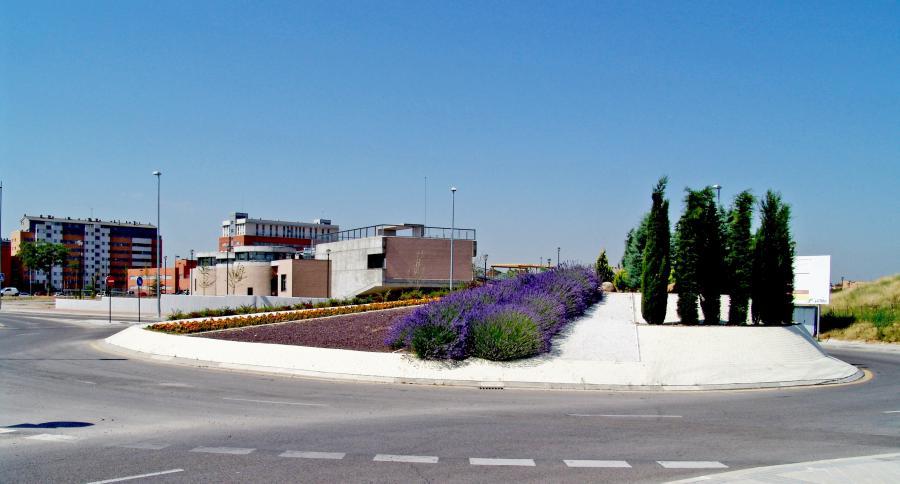 El centro cultural Fuente Cisneros ofrece cursos para disfrutar en familia