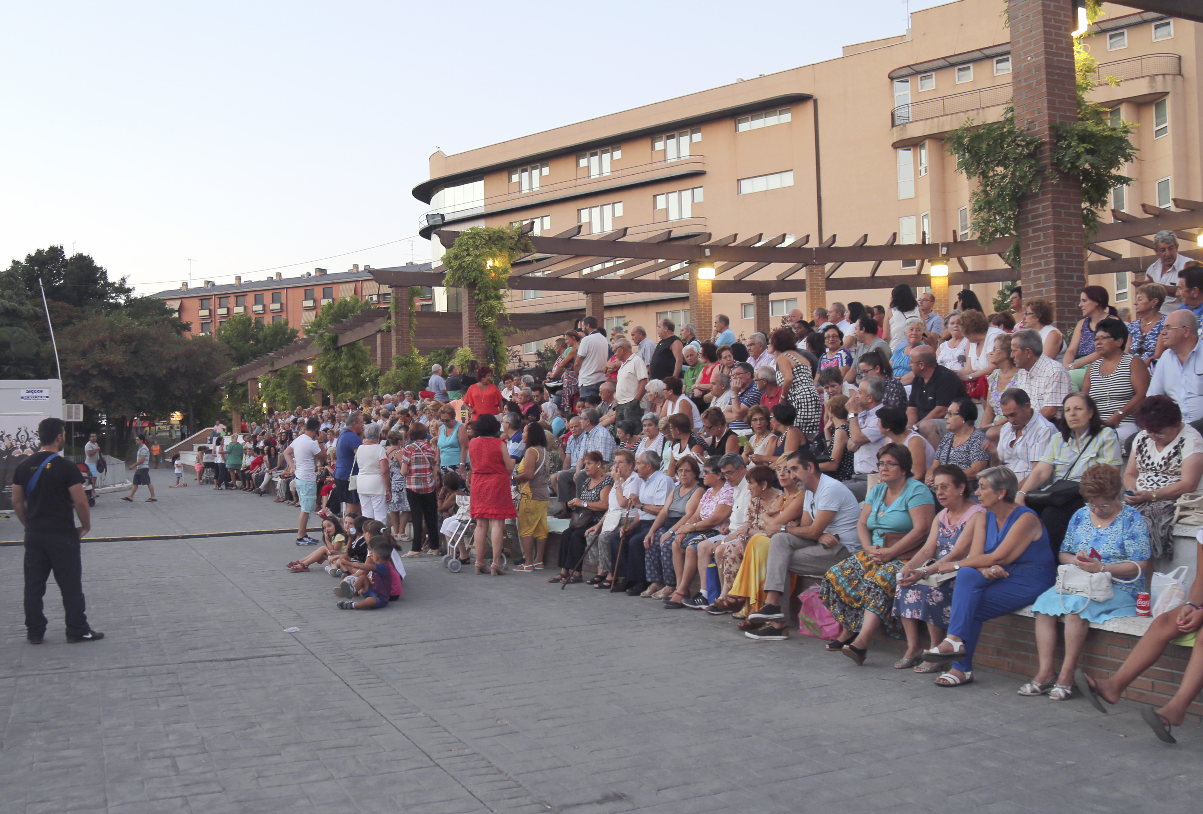 https://sur-madrid.com/online/?p=9978
