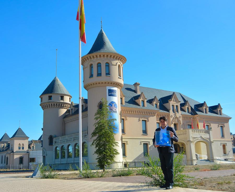 La Pajarita Azul llega a #Alcorcón en reconocimiento al trabajo y compromiso de la ciudad con el reciclaje #elvuelodelapajaritaazul