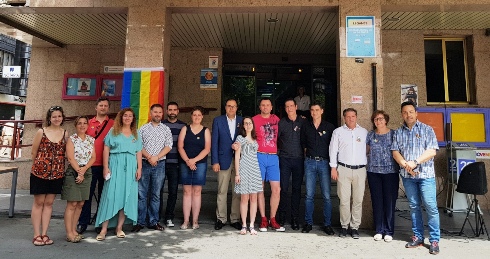 https://sur-madrid.com/online/?p=17256