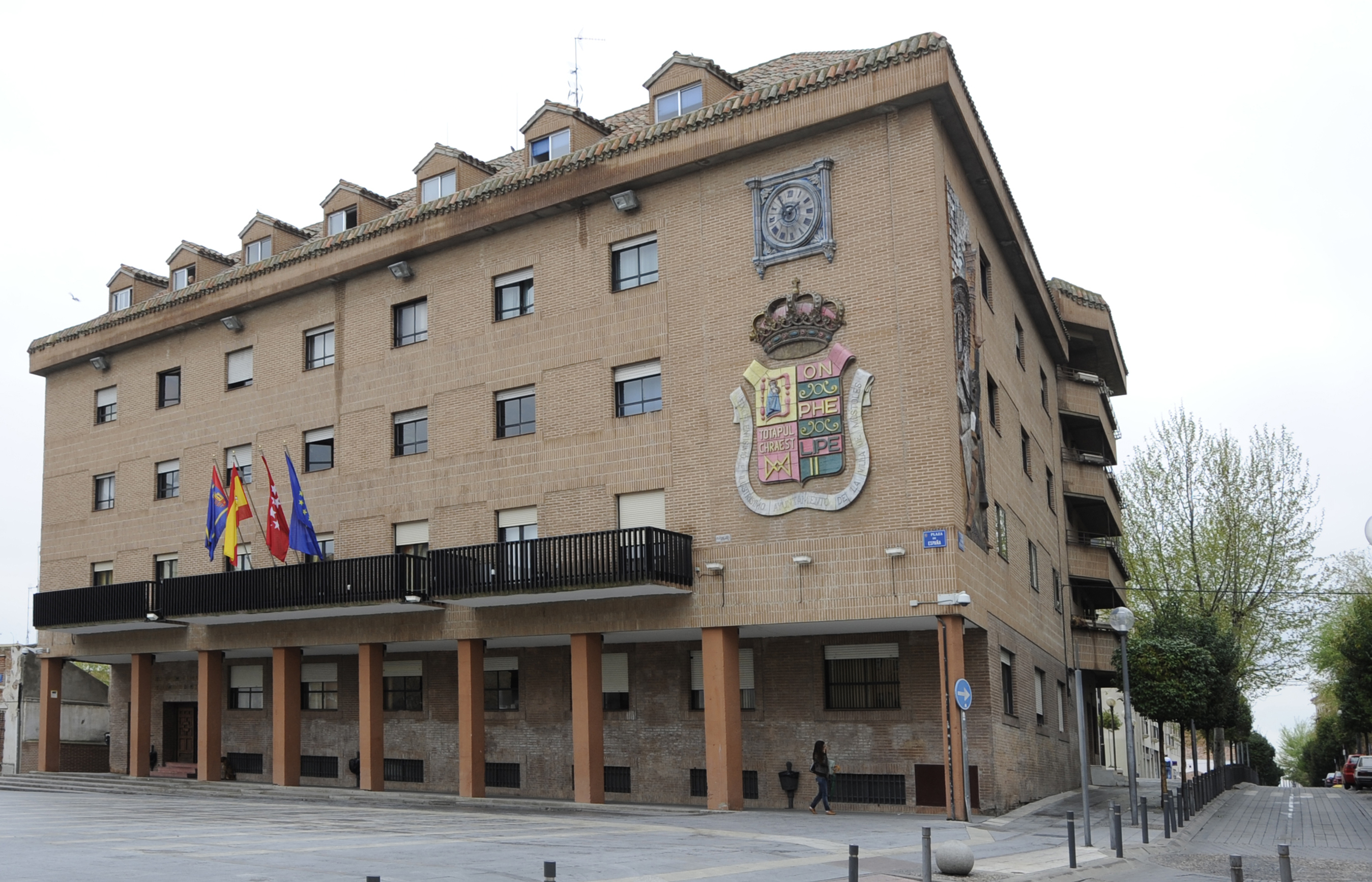 https://sur-madrid.com/online/?p=27304