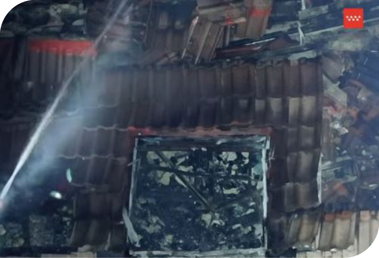 Dos personas trasladadas al hospital tras un incendio en una vivienda unifamiliar de Getafe