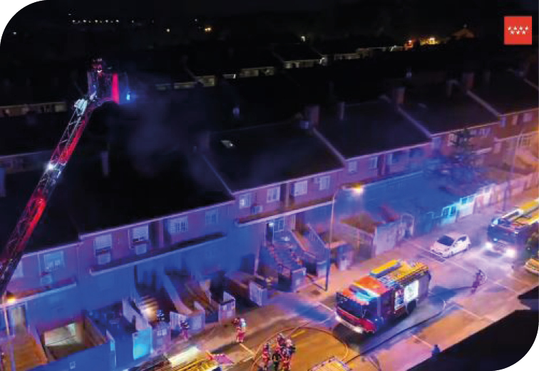 Dos personas trasladadas al hospital tras un incendio en una vivienda unifamiliar de Getafe