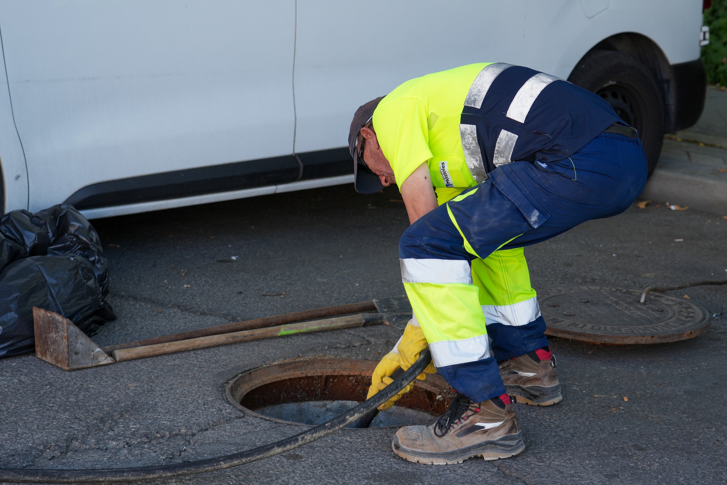 Móstoles pone en marcha el plan preventivo de mantenimiento y limpieza de la red de drenaje ante la llegada de lluvias
