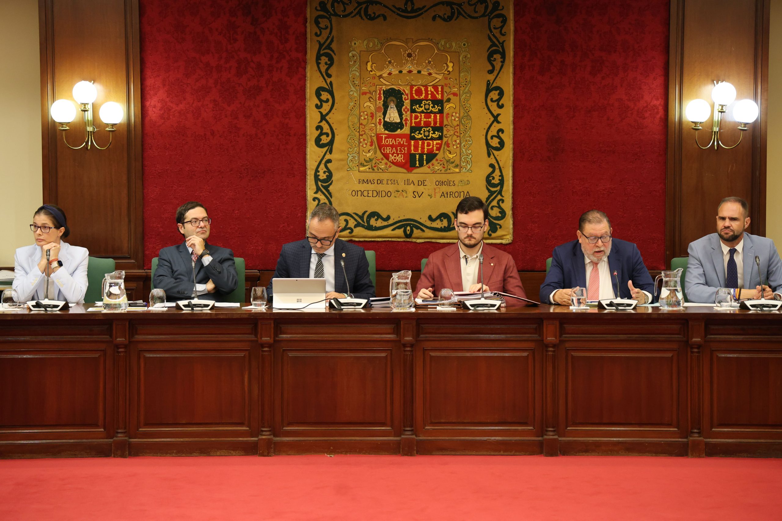 La situación de Ceuta centra el debate en el pleno de Móstoles