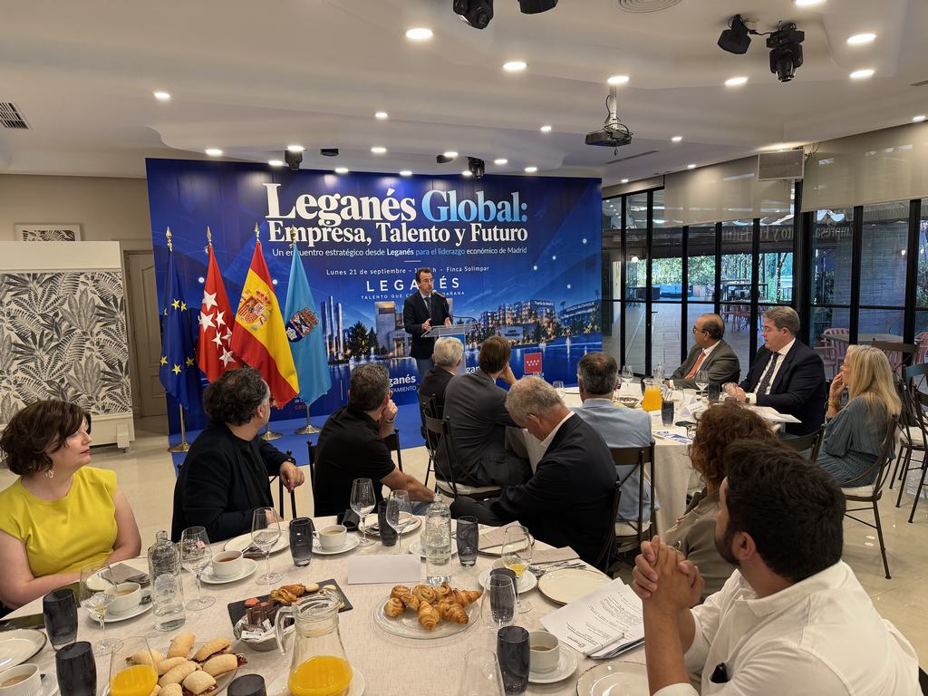 El alcalde anuncia los premios ‘Talento y Empleo’ ante 300 empresarios locales en el III Encuentro ‘Leganés Global’