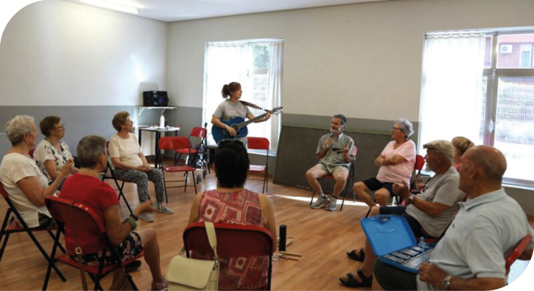 Más de 450 personas mayores han participado en el programa de actividades de verano
