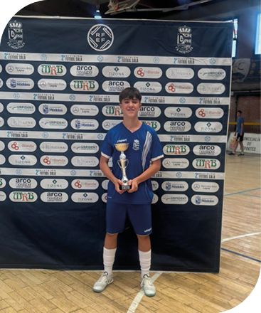 El Móstoles se corona campeón cadete en el I Torneo de Fútbol Sala de las Fiestas Patronales