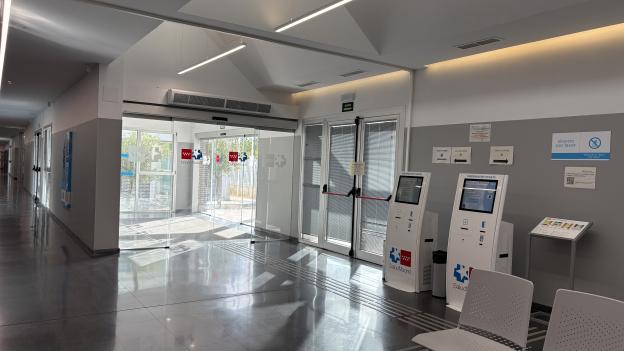 La Comunidad de Madrid abre el nuevo Centro de Salud Cáceres tras su ampliación y reforma integral