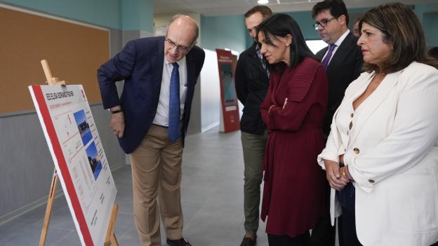 La Comunidad de Madrid suma este curso 400 nuevas plazas escolares públicas en el IES Elisa Soriano Fischer de Getafe