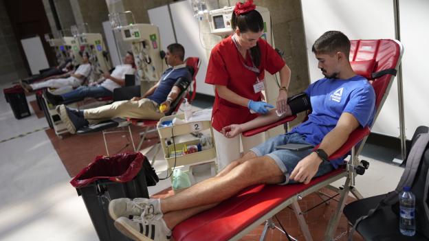 La Comunidad de Madrid abre la Real Casa de Correos al maratón de donación de sangre y plasma