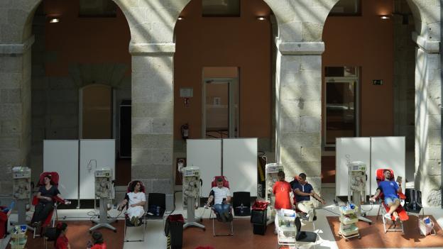 La Comunidad de Madrid abre la Real Casa de Correos al maratón de donación de sangre y plasma