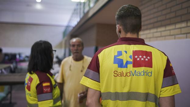 La Comunidad de Madrid ofrece alojamiento temporal en hoteles a 248 personas evacuadas por el gran incendio de la Sierra Oeste