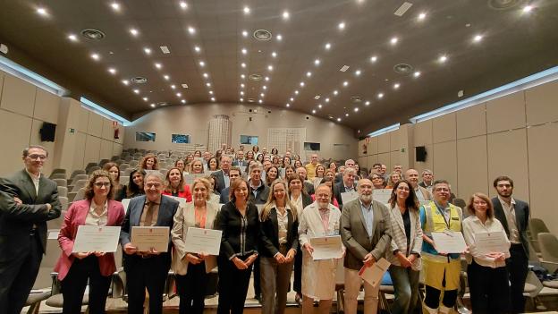 La Comunidad de Madrid distingue a Atención Primaria, SUMMA 112, Centro de Transfusión y 34 hospitales públicos por su responsabilidad social