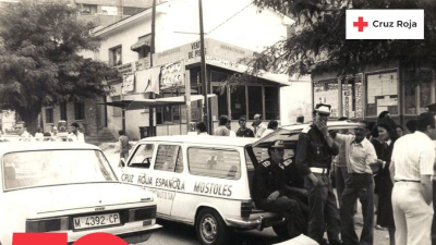 Una exposición fotográfica repasa los 50 años de Cruz Roja en Móstoles