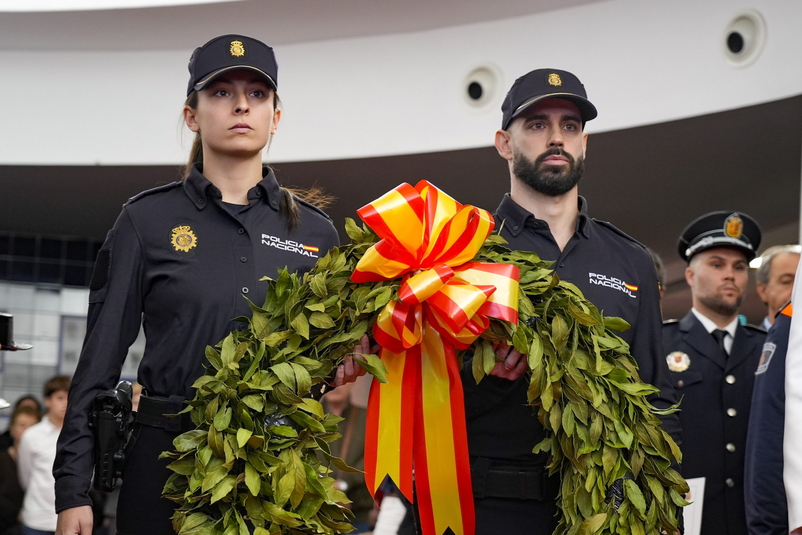 Móstoles rinde homenaje a la Policía Nacional con motivo de la celebración de los Santos Ángeles Custodios