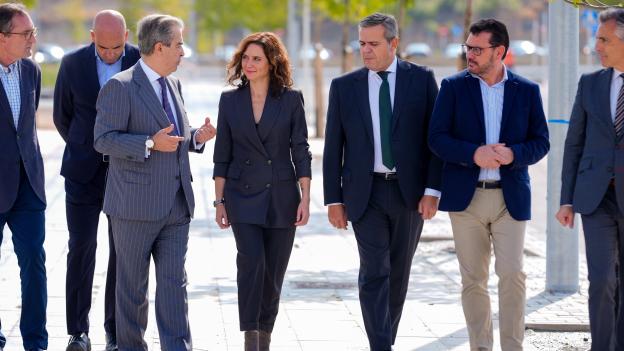 Díaz Ayuso en Valdecarros, uno de los mayores desarrollos urbanísticos de Europa: “Creemos en la libertad de compra, alquiler e inversión sin trabas”