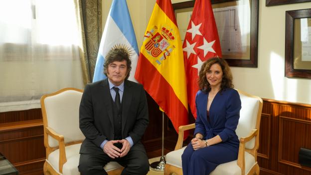 Díaz Ayuso, invitada por Milei a Argentina, pide al presidente que acuda a la Cumbre Iberoamericana en Madrid