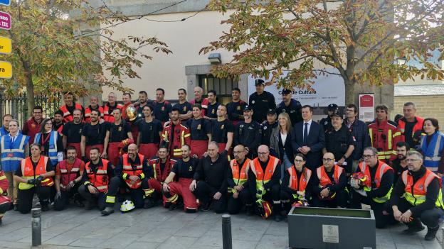 La Comunidad de Madrid ensaya el rescate de bienes culturales en un simulacro de incendio en el Real Coliseo Carlos III