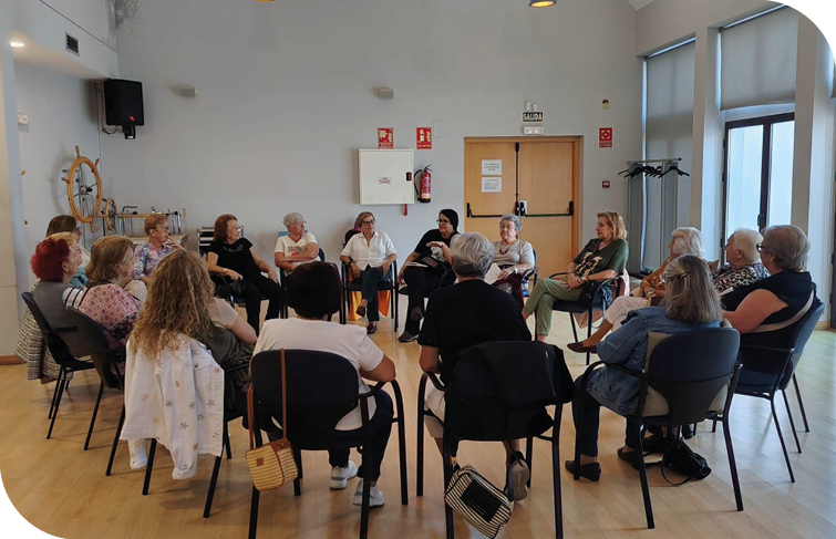 Éxito absoluto en el arranque del taller de teatro para mayores