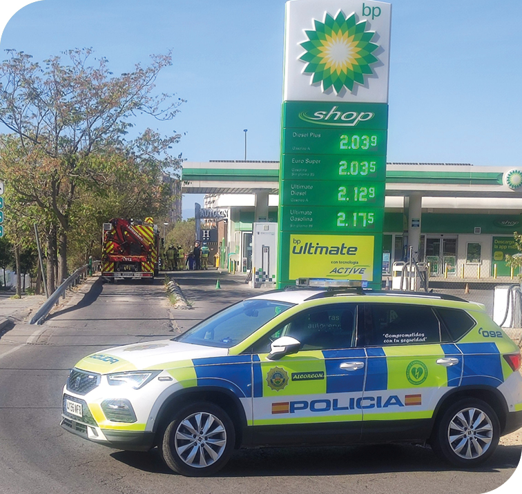 La Policía de Alcorcón interviene por la rotura de una tubería 
de gas durante unas obras
