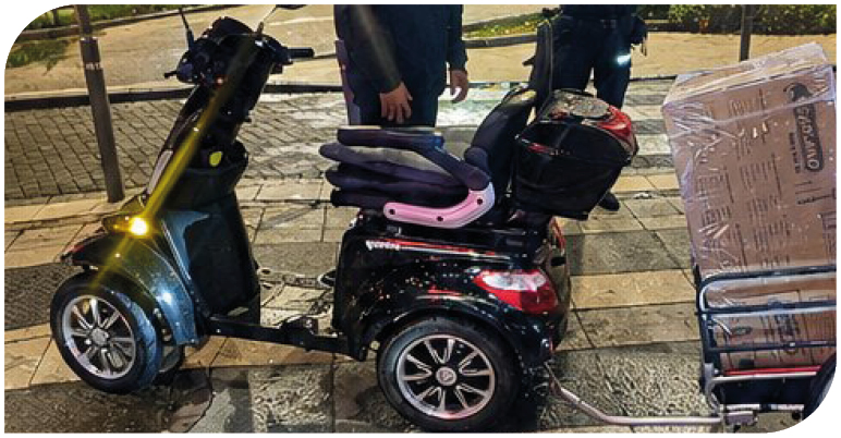 La Policía Municipal de Alcorcón intercepta un ciclomotor sin licencia, sin matrícula ni seguro