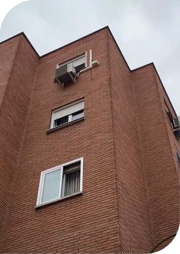 Un trabajador fallece en la 
Calle Montero de Móstoles tras sufrir un accidente laboral