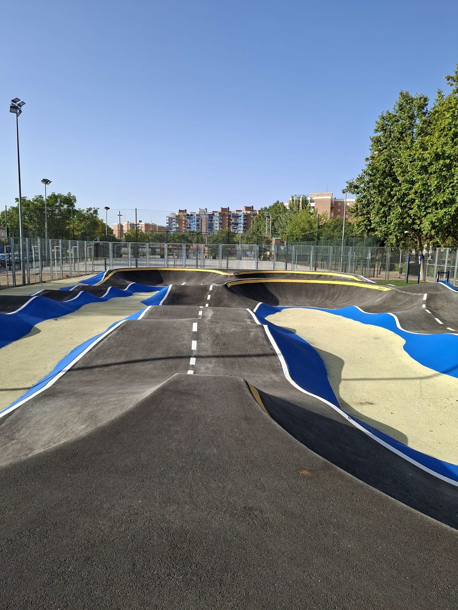 Fuenlabrada ya cuenta con su primer circuito de pumptrack