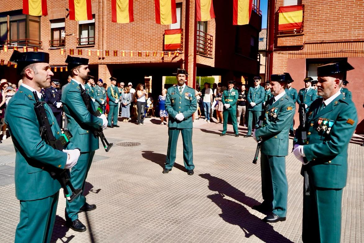 Pinto celebra el Día de la Hispanidad mostrando su apoyo a Ceuta