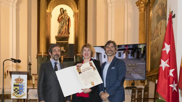 El personal de enfermería del Hospital público Príncipe de Asturias recibe el 'Premio María de Murga', otorgado por la Fundación Antezana