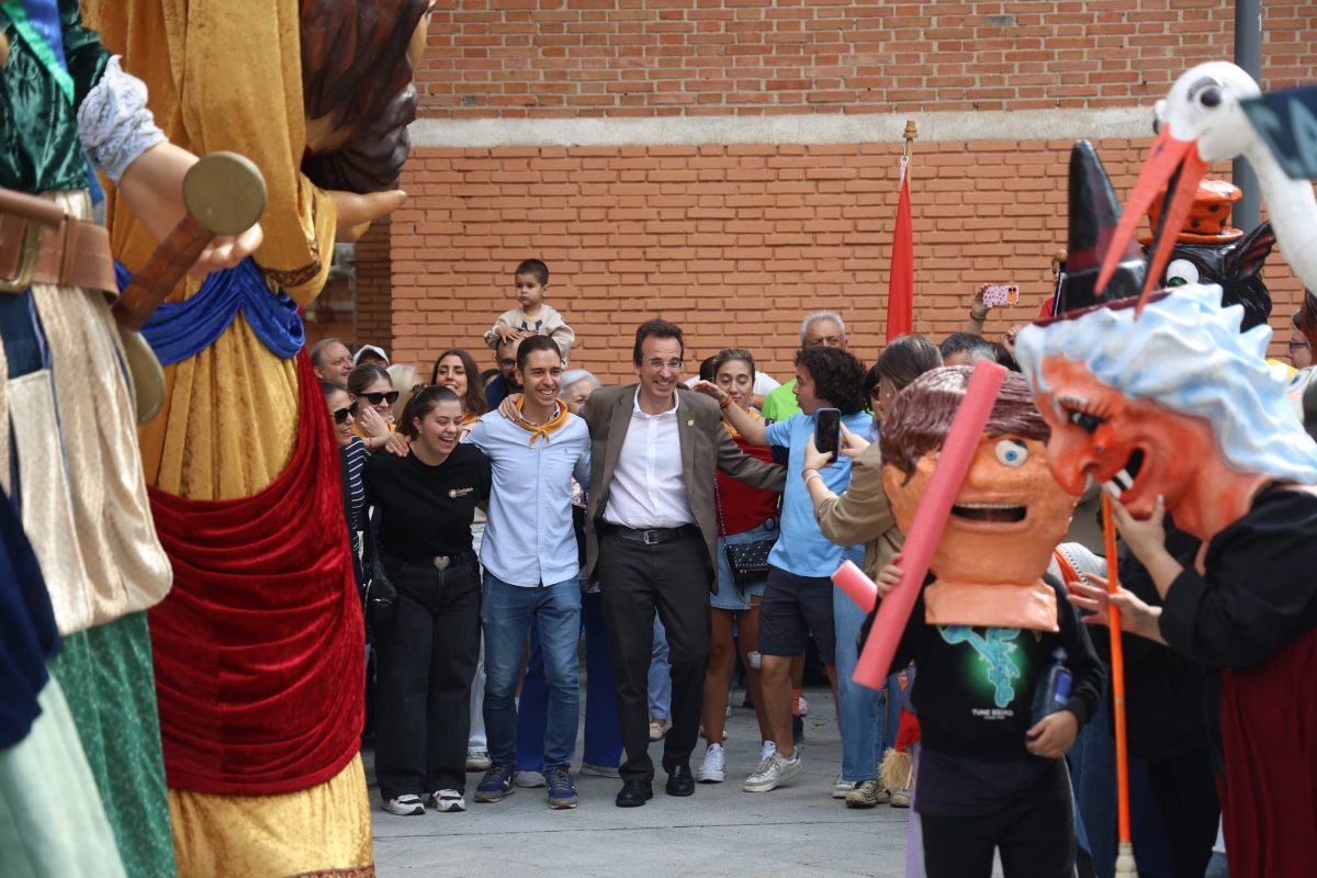 Las Fiestas de San Nicasio arrancan con el primer lleno en el Recinto Ferial: más de 10.500 personas vibraron con la Orquesta Panorama