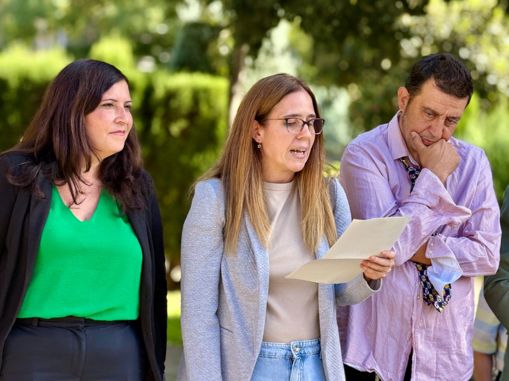 El Ayuntamiento inaugura el ‘Lazo de las Fortalezas’, una iniciativa colectiva entre 400 personas dentro del programa ‘Leganés por el equilibrio emocional’