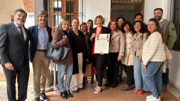 El personal de enfermería del Hospital público Príncipe de Asturias recibe el 'Premio María de Murga', otorgado por la Fundación Antezana