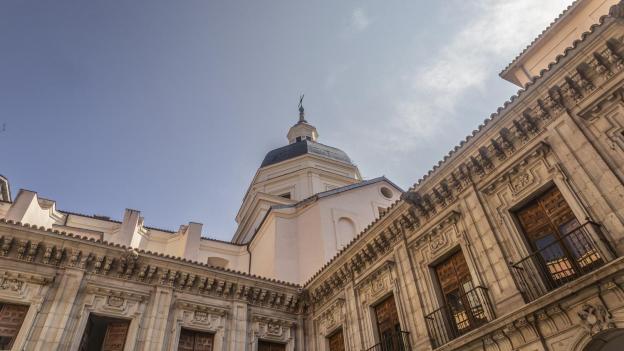 La Comunidad de Madrid abre al público sus institutos históricos Cardenal Cisneros, Cervantes y San Isidro para mostrar su patrimonio científico y cultural