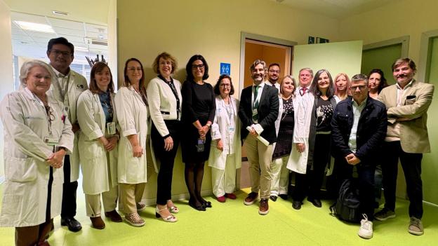 El Hospital público Príncipe de Asturias dispone de tres baños adaptados para el cuidado de los pacientes portadores de una ostomía