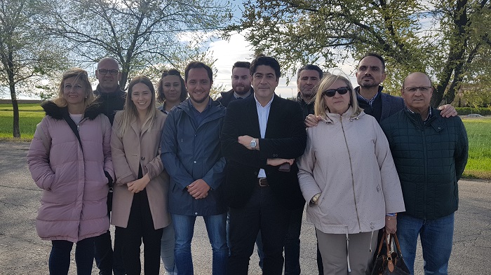 Foto-familia-Valdeserrano
