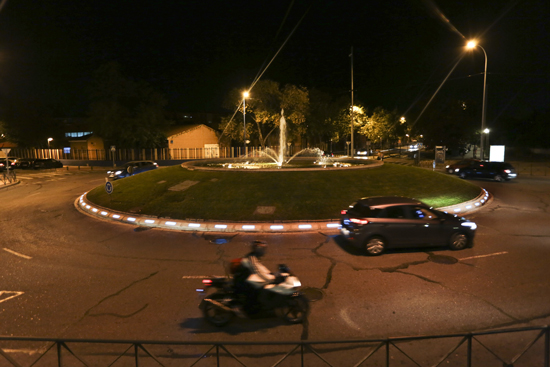 Texto Alternativo: El Ayuntamiento pone en marcha un proyecto con iluminación LED en rotondas que permitirá mejorar la seguridad vial en la ciudad