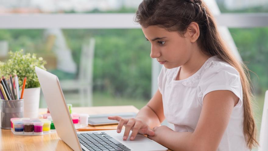 Texto Alternativo: Ponemos a disposición de los centros educativos la herramienta on line ‘Microsoft Teams’