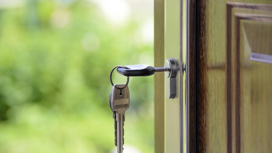Texto Alternativo: La Comunidad y ASVAL buscan iniciativas para mejorar el acceso al mercado del alquiler
