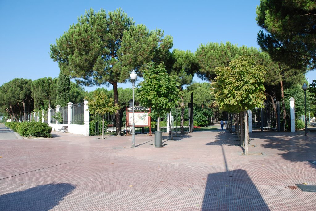 Texto Alternativo: El Gobierno de Móstoles reabrirá el mercadillo municipal este martes en Finca Liana