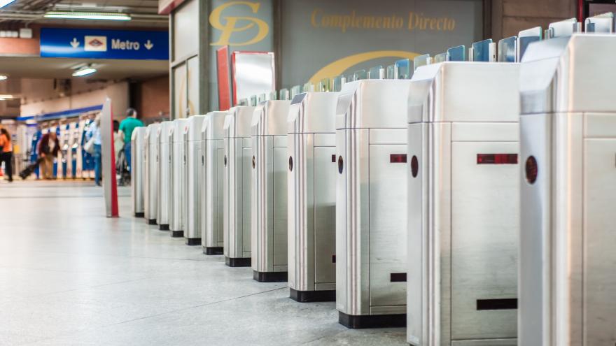 Texto Alternativo: La Comunidad de Madrid reabre las oficinas de gestión de la Tarjeta de Transporte Público
