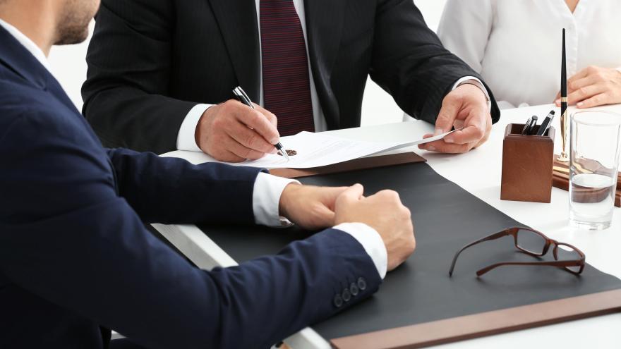 Texto Alternativo: Reactivamos la tramitación de ayudas para incentivar la contratación estable de jóvenes