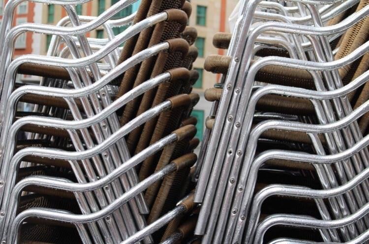 Texto Alternativo: El Gobierno de Móstoles amplía el horario de apertura de las terrazas y mantiene la suspensión de la tasa